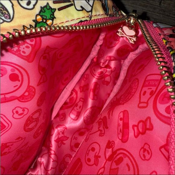 Tokidoki Cravings Comic Con 2020 Cosmetic Case - Picture 7 of 10